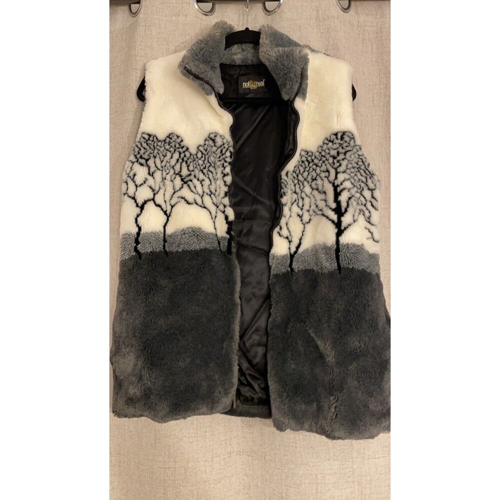 Faux Fur Tree-Print Vest in Gray and White